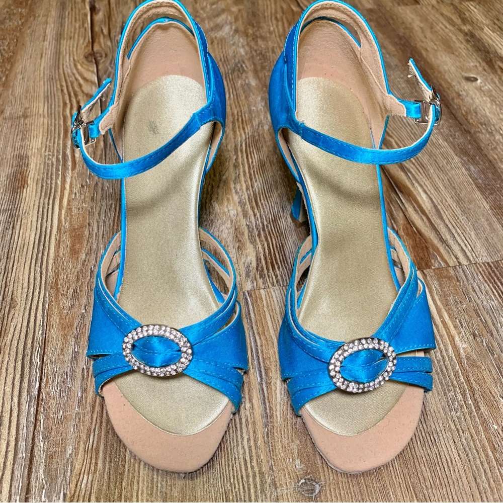 Ballroom Shoes 💙